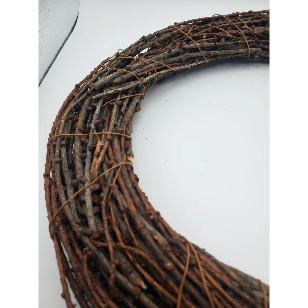 Homemade Wreath (Real Branches) - Decorate to make your own rustic creation